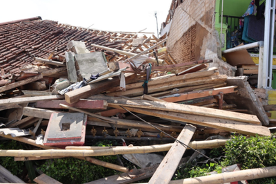 Jokowi Instruksikan Bangun Rumah Tahan Gempa Bagi Korban Di Cianjur